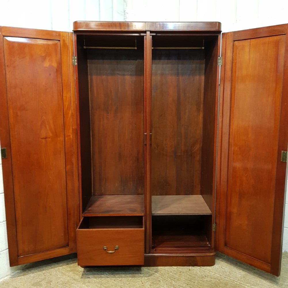 ANTIQUE VICTORIAN MAHOGANY DOUBLE WARDROBE C1880 View III