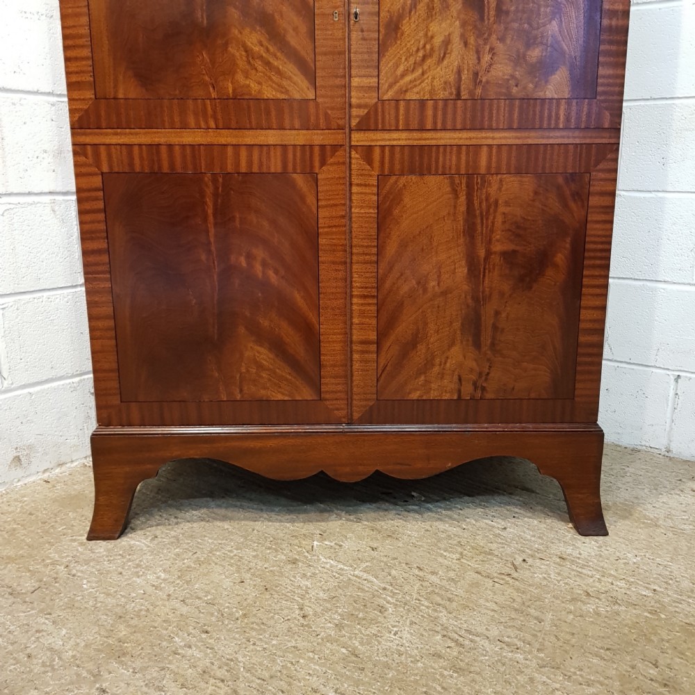 ANTIQUE EDWARDIAN REGENCY FLAMED MAHOGANY DOUBLE WARDROBE C1900 View IV