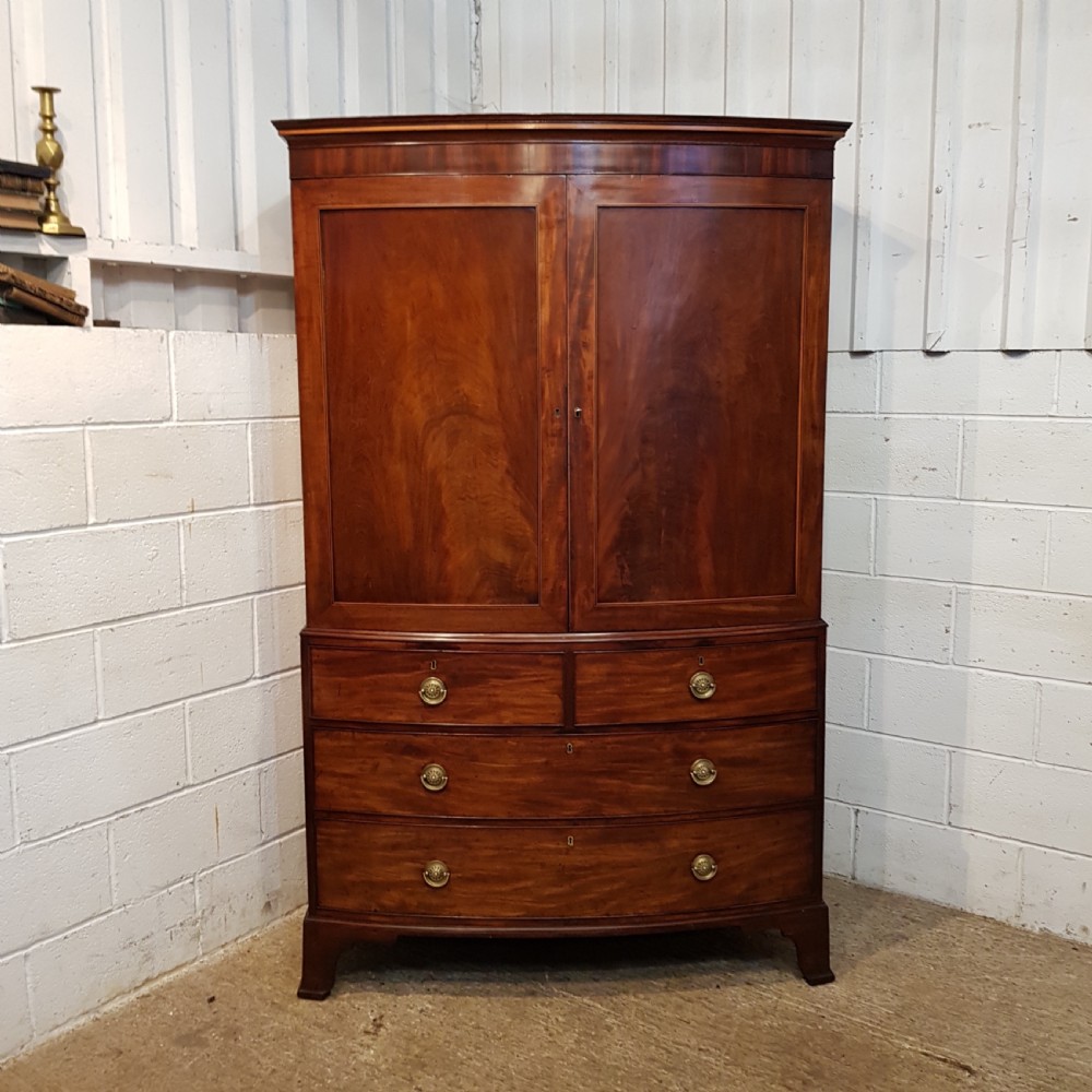 ANTIQUE REGENCY MAHOGANY BOW FRONT CLOTHES PRESS C1820 View II