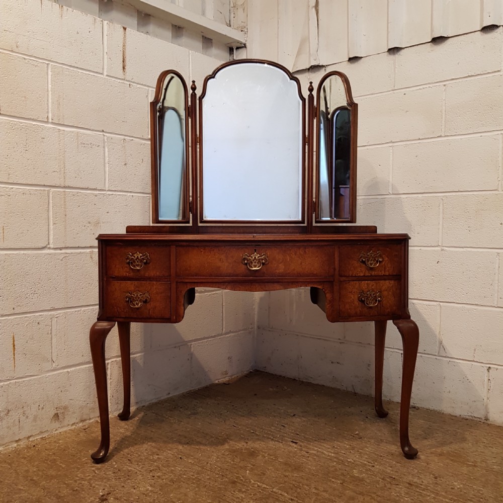 ANTIQUE BURR WALNUT BOW FRONT DRESSING TABLE BY DENBY & SPINKS C1920 View II