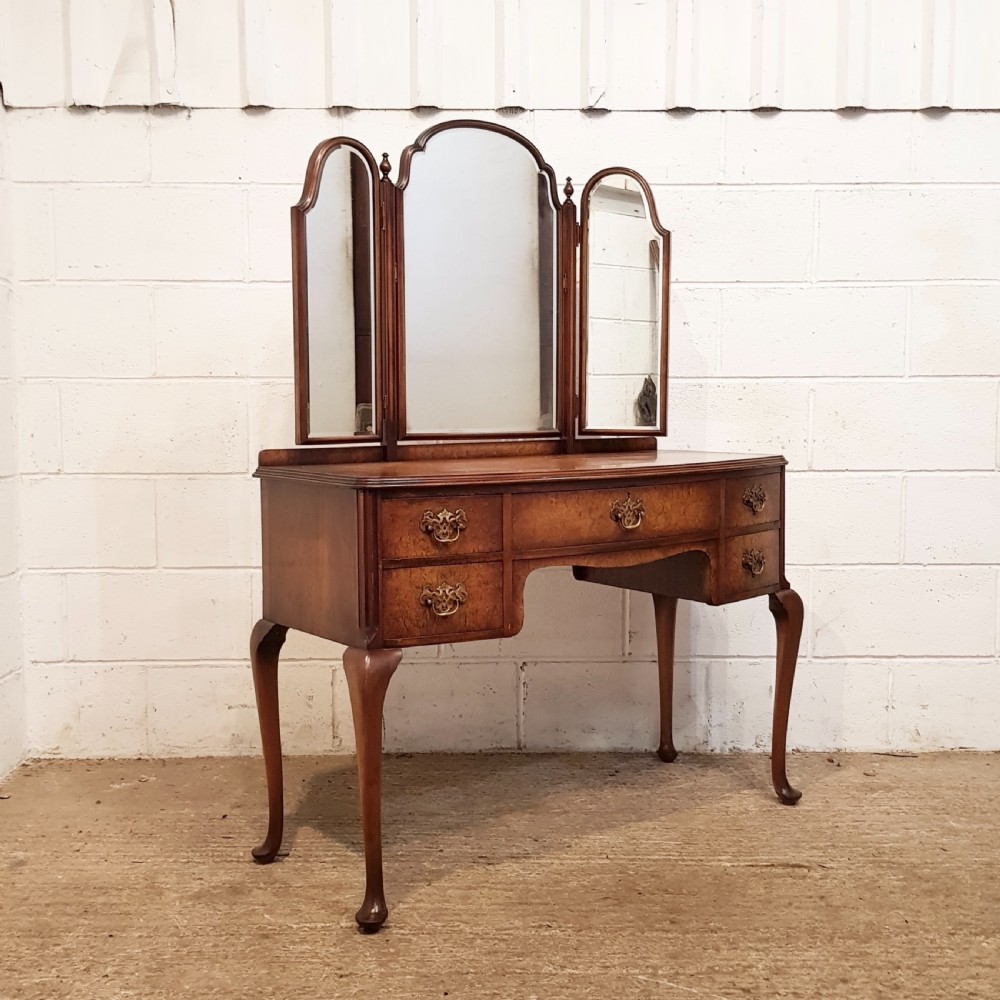 ANTIQUE BURR WALNUT BOW FRONT DRESSING TABLE BY DENBY & SPINKS C1920 View III