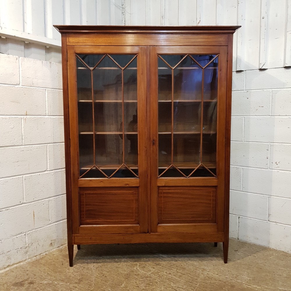 ANTIQUE VICTORIAN MAHOGANY ASTRAGAL GLAZED BOOKCASE C1880 View II