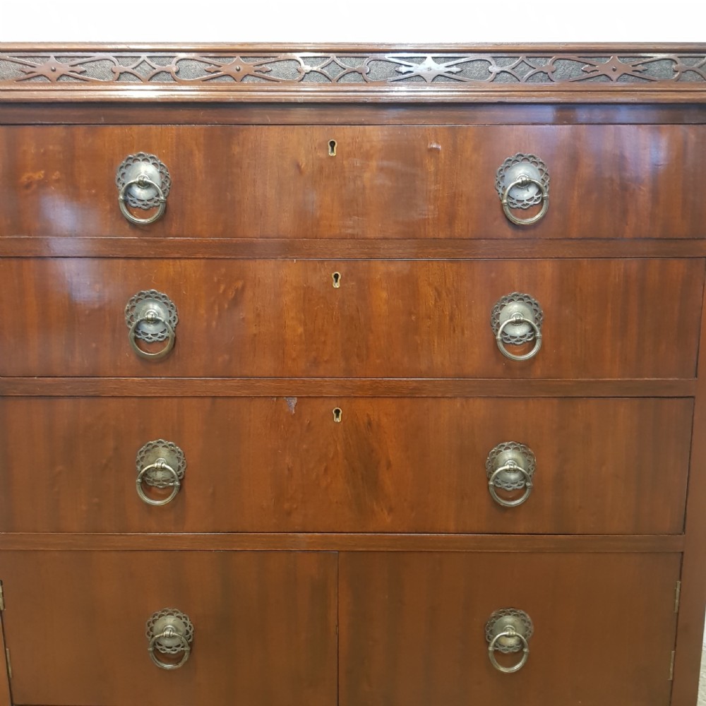 ANTIQUE.. MAHOGANY GENTS CHEST OF DRAWERS WITH RAISED MIRRORED DRESSING COMPARTMENT C1920 View IV