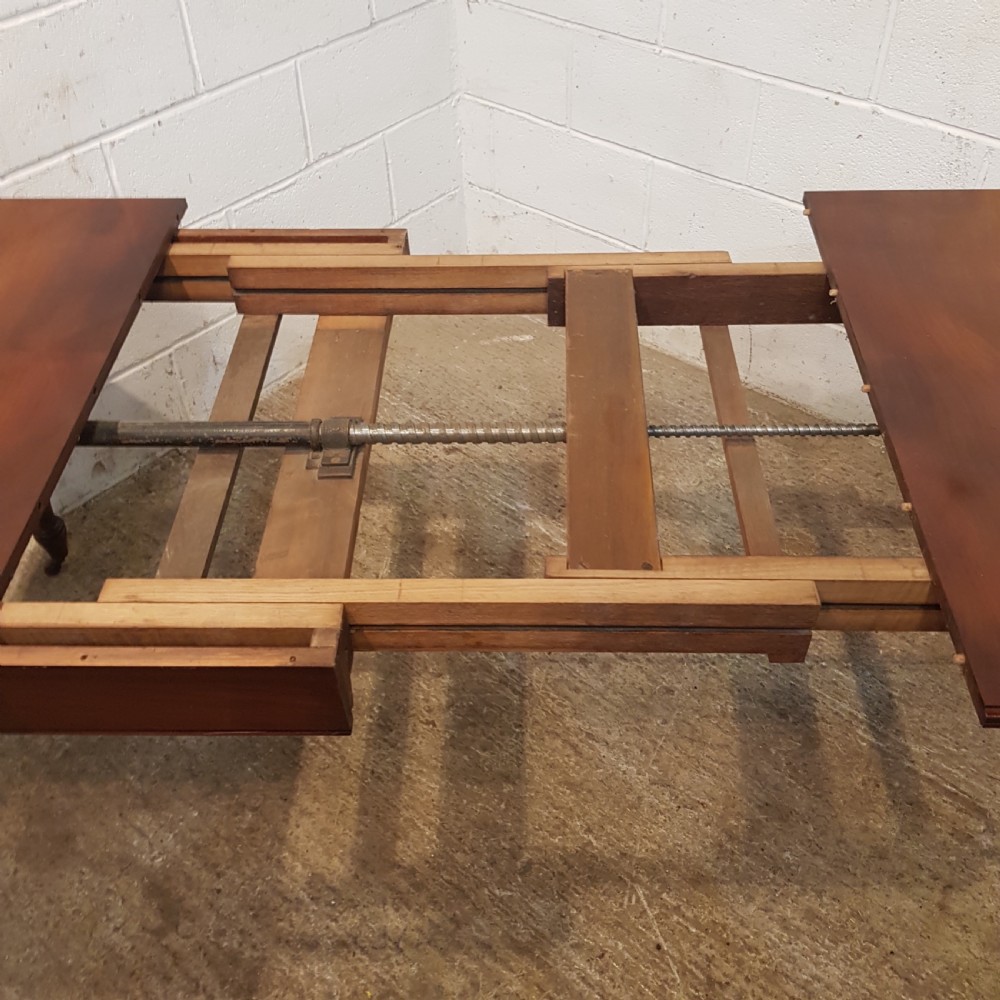 ANTIQUE VICTORIAN MAHOGANY EXTENDING DINING TABLE C1880 View VII