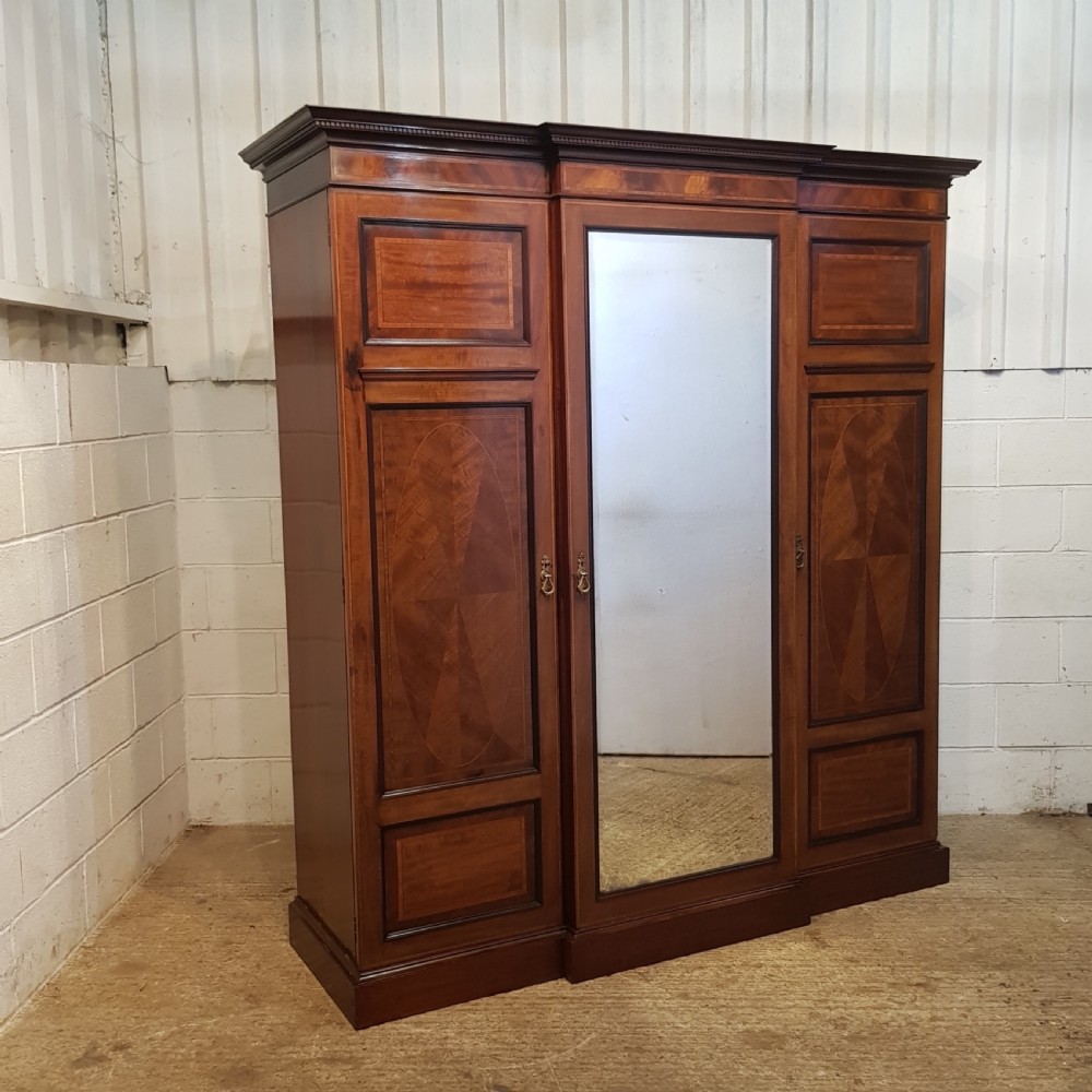 ANTIQUE EDWARDIAN INLAID MAHOGANY TRIPLE WARDROBE COMPACTUM C1900 View VII