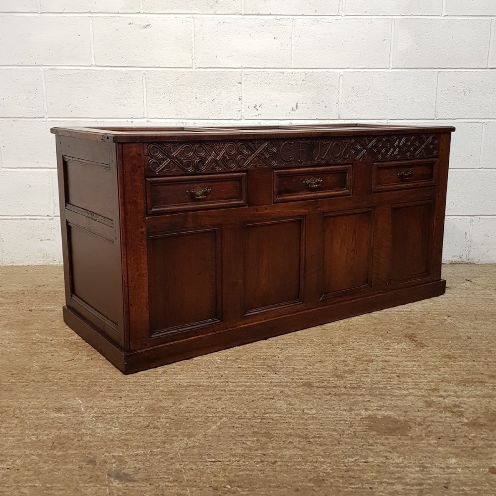 ANTIQUE 18TH CENTURY LARGE CARVED OAK COFFER ( INITIALS FOR CF 1708)  View VII
