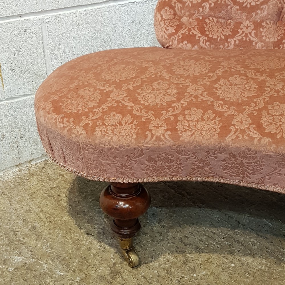 ANTIQUE SMALL VICTORIAN CHAISE LONGUE C1880 View III