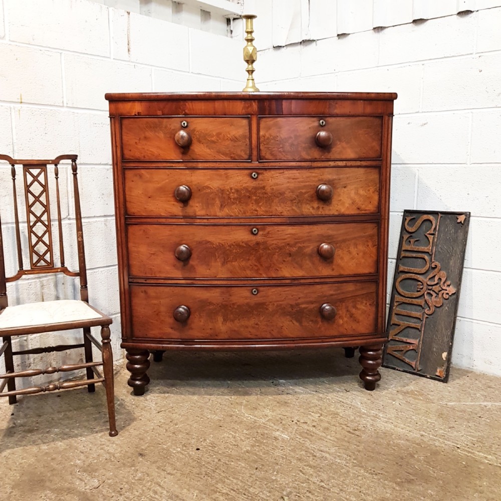 ANTIQUE VICTORIAN MAHOGANY BOW FRONT CHEST OF DRAWERS C1880