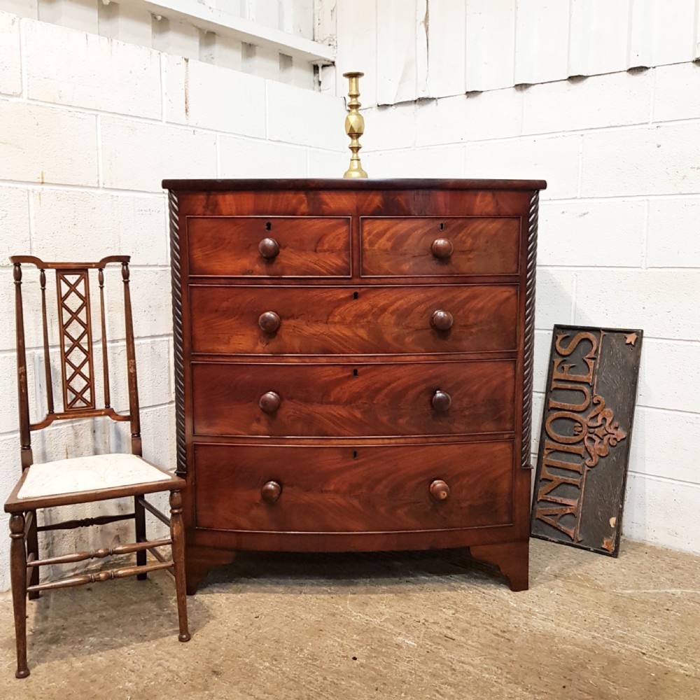 ANTIQUE EARLY VICTORIAN BOW FRONT CHEST OF DRAWERS C1850