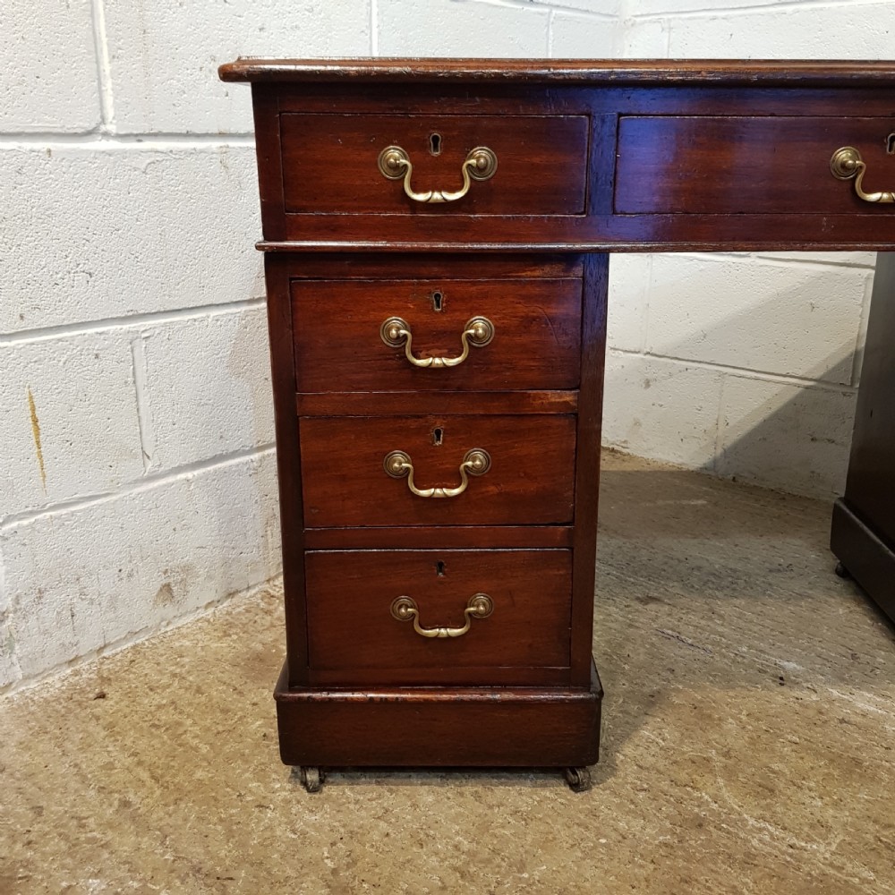 ANTIQUE VICTORIAN MAHOGANY TWIN PEDESTAL DESK C1880 View III