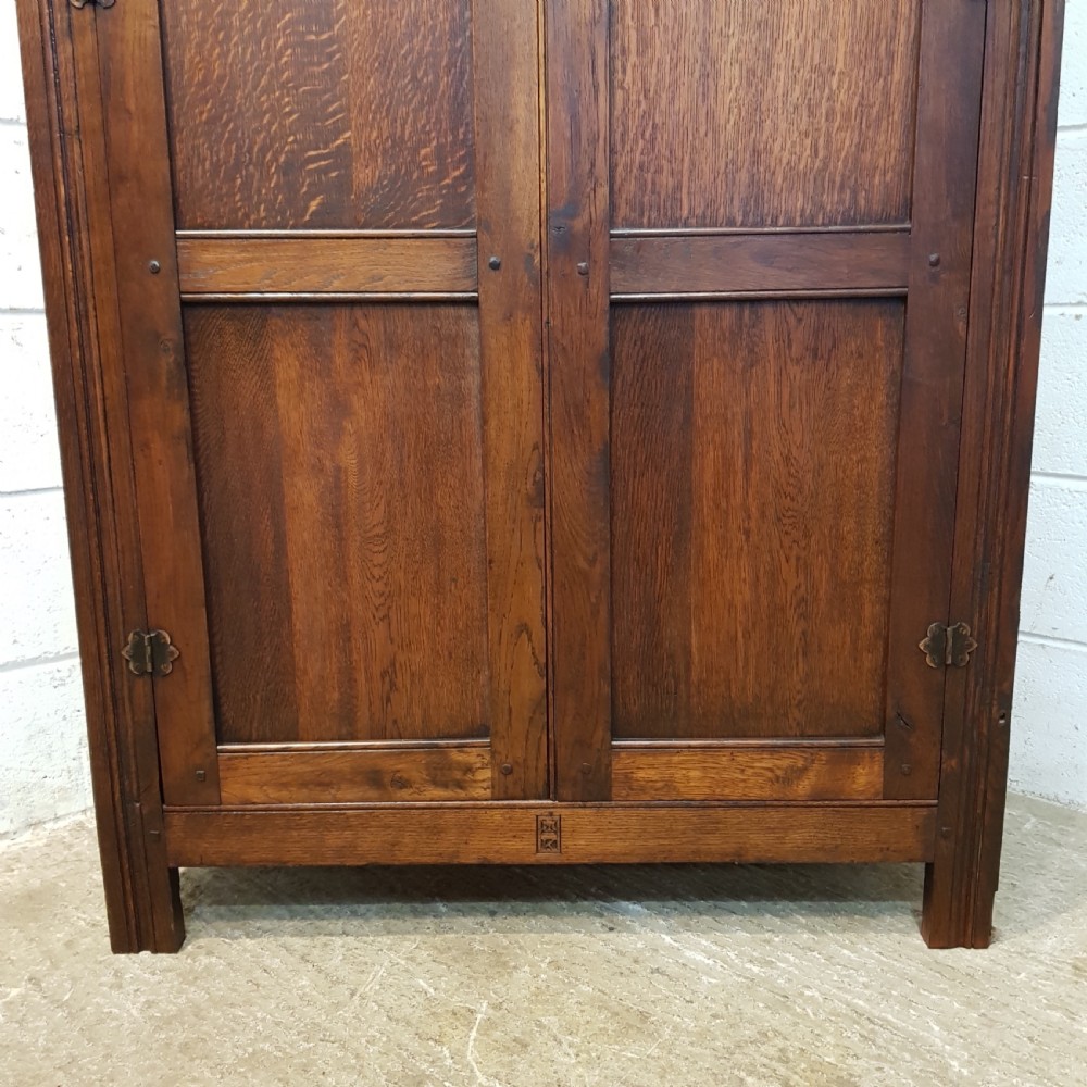 ANTIQUE EDWARDIAN JOINED OAK HALL WARDROBE C1900 View III