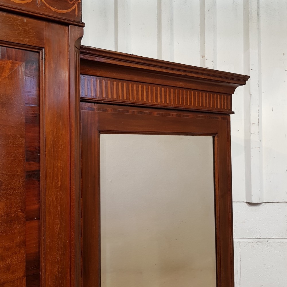 ANTIQUE VICTORIAN REGENCY MAHOGANY BREAKFRONT TRIPLE WARDROBE BY MAPLE & CO.C1890 View III