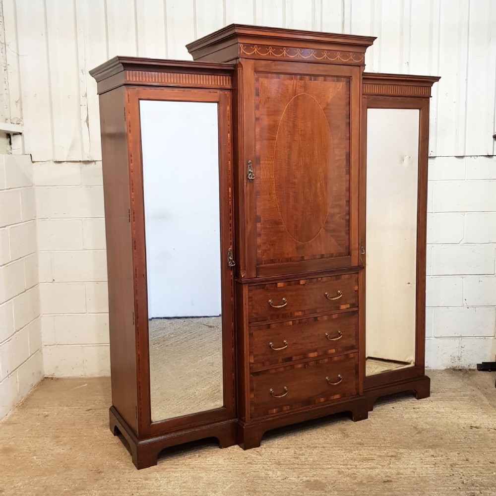 ANTIQUE VICTORIAN REGENCY MAHOGANY BREAKFRONT TRIPLE WARDROBE BY MAPLE & CO.C1890 View IX