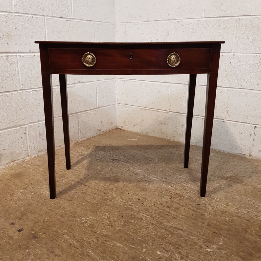 ANTIQUE REGENCY MAHOGANY BOW FRONT SIDE TABLE C1820 View II