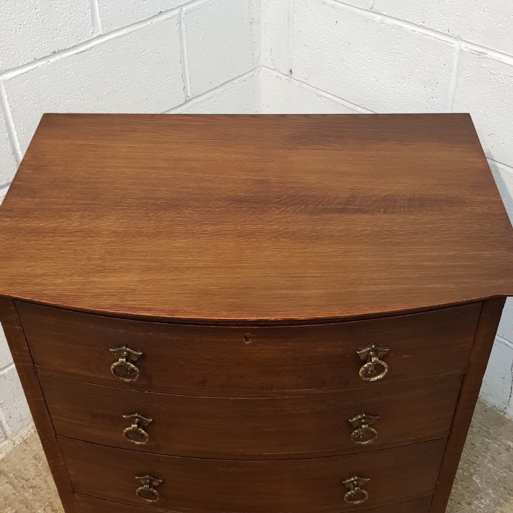 ANTIQUE SMALL EDWARDIAN OAK BOW FRONT CHEST OF DRAWERS C1900 View III