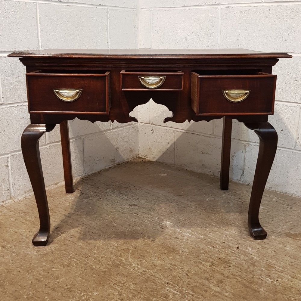 ANTIQUE LATE 18TH CENTURY OAK LOWBOY C1780 View V