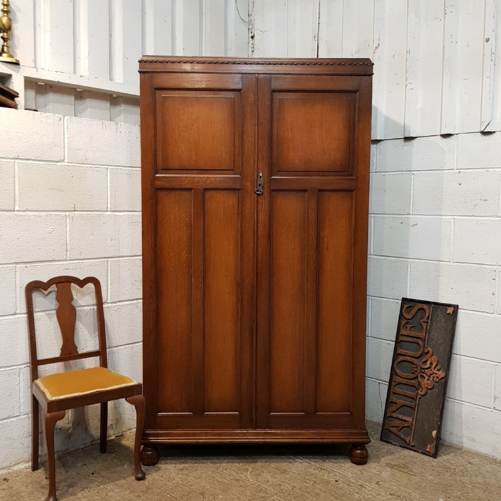 ANTIQUE OAK GENTS FITTED DOUBLE WARDROBE C1920