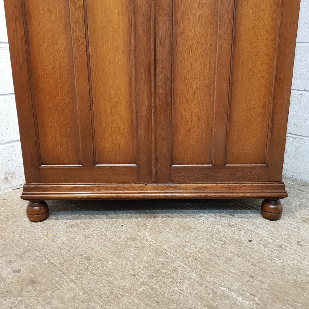ANTIQUE OAK GENTS FITTED DOUBLE WARDROBE C1920 View VI