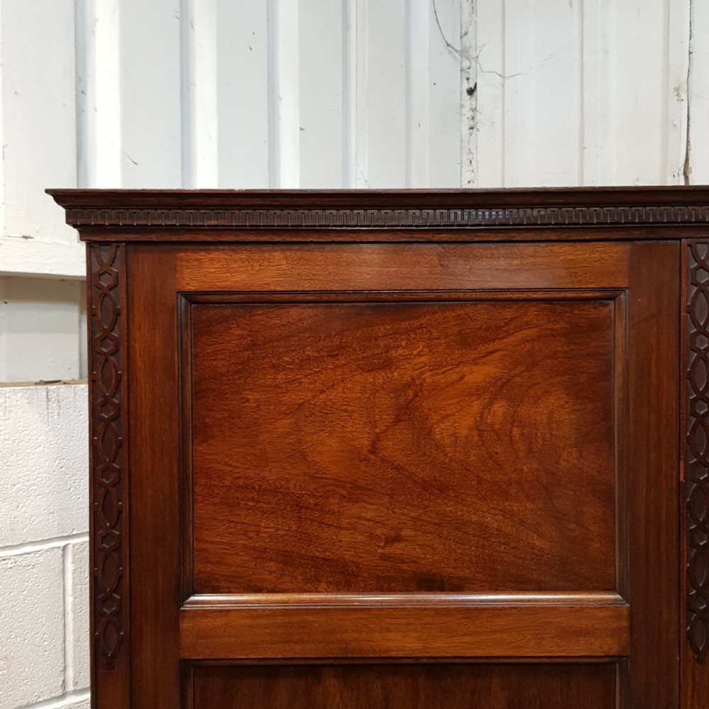 ANTIQUE EDWARDIAN MAHOGANY GENTS FITTED WARDROBE C1900 View III