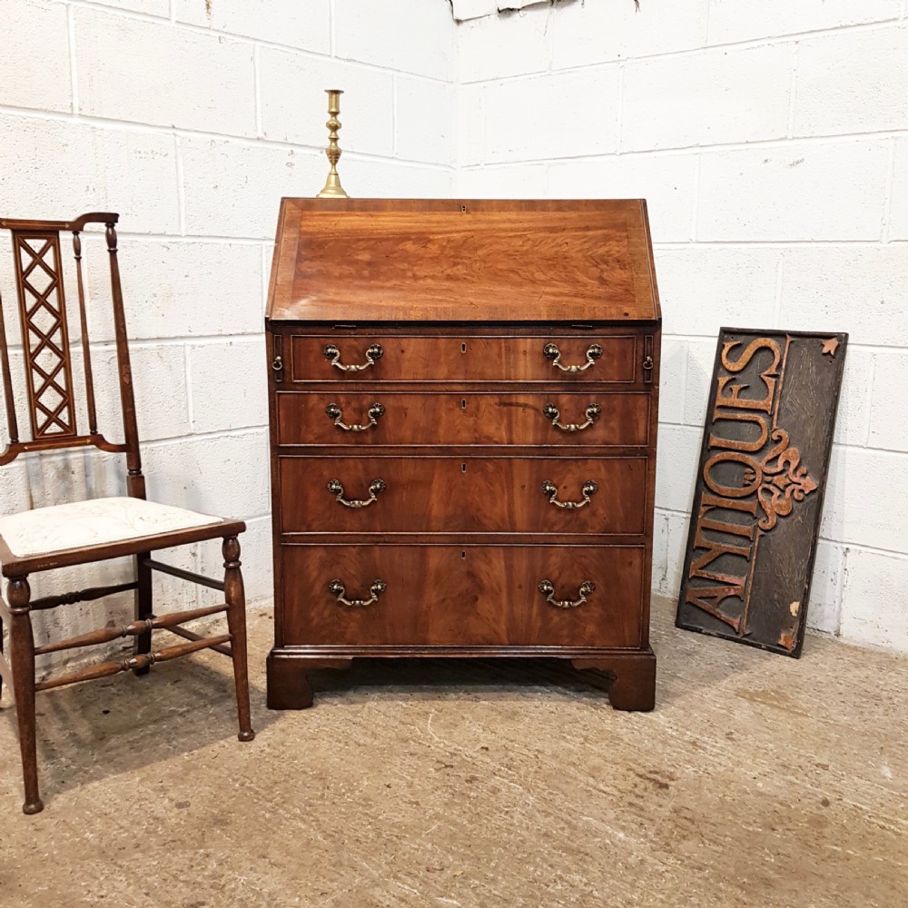ANTIQUE EDWARDIAN MAHOGANY SMALL BUREAU C 1900