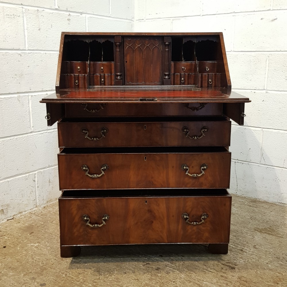ANTIQUE EDWARDIAN MAHOGANY SMALL BUREAU C 1900 View VI