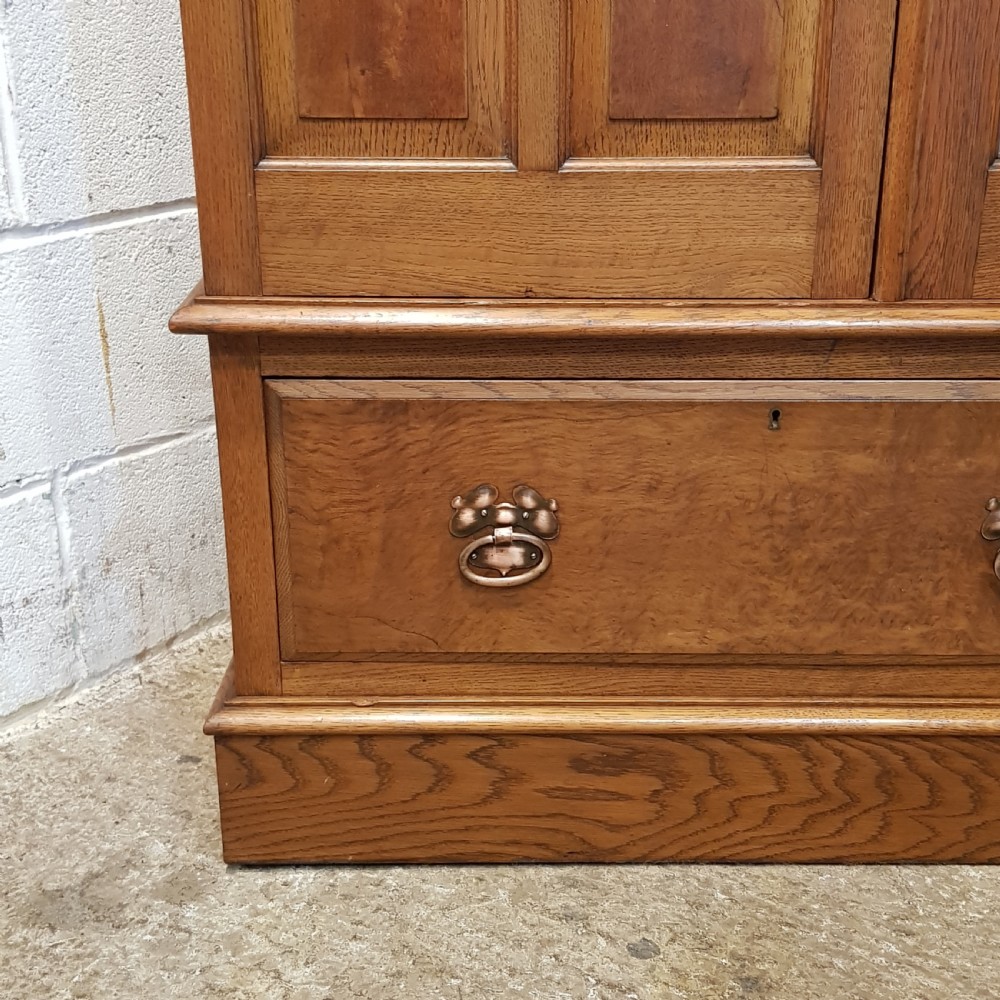 ANTIQUE ARTS & CRAFTS LIGHT OAK DOUBLE WARDROBE C1900 View VII