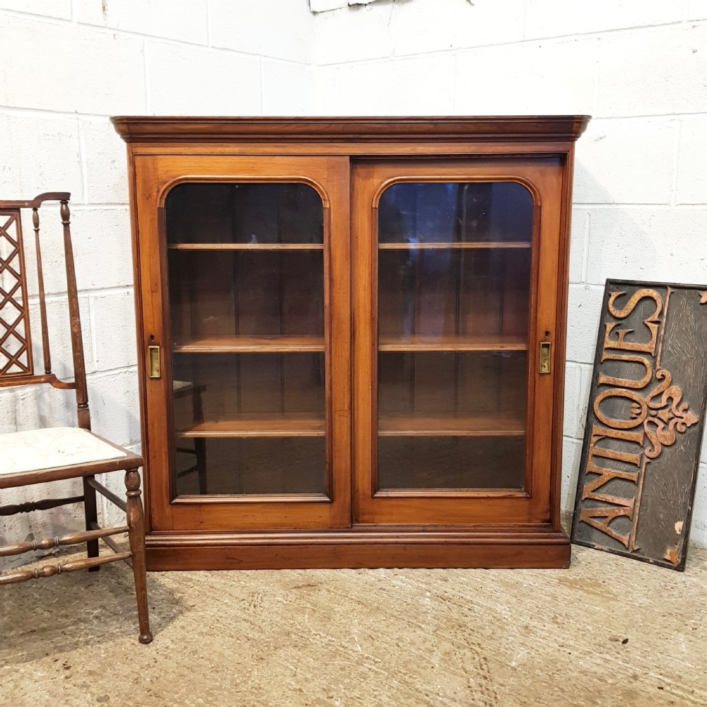 ANTIQUE VICTORIAN MAHOGANY Y GLAZED BOOKCASE C1880