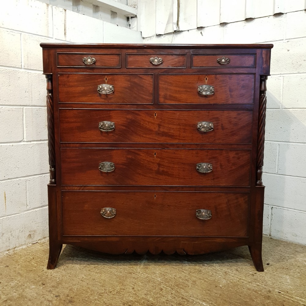 ANTIQUE WILLIAM 1V MAHOGANY CHEST OF DRAWERS C1830 View II