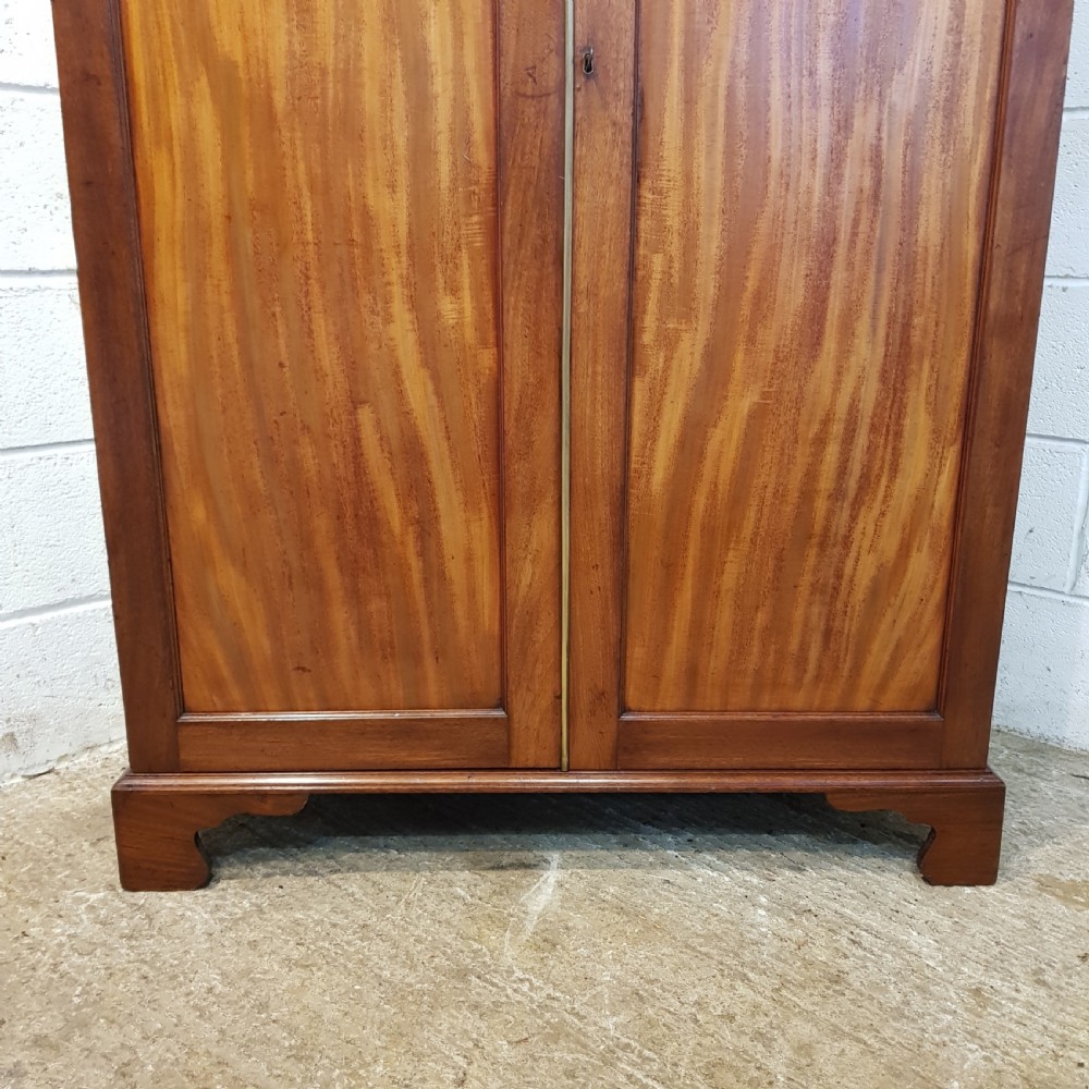 ANTIQUE SMALL REGENCY MAHOGANY DOUBLE WARDROBE C1820 View III