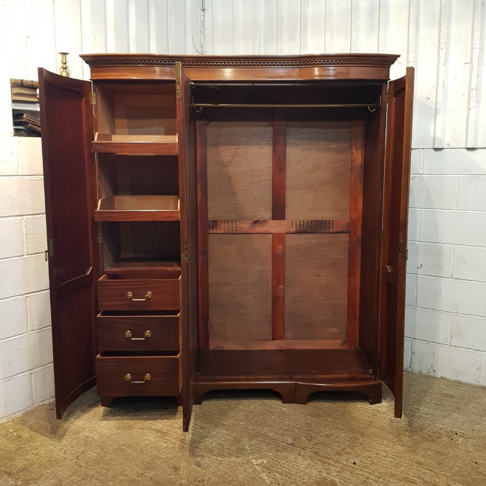 ANTIQUE EDWARDIAN MAHOGANY BOW FRONT TRIPLE WARDROBE C1900 View V