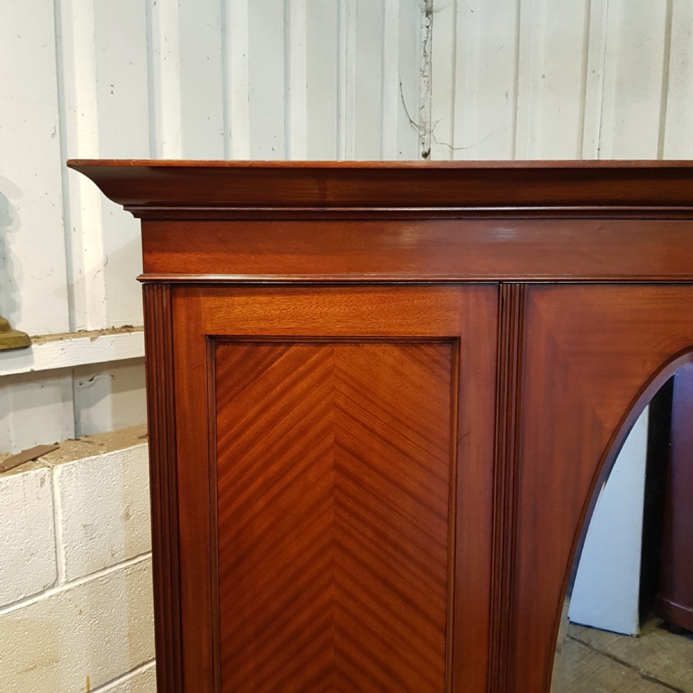 ANTIQUE EDWARDIAN MAHOGANY TRIPLE WARDROBE C1900 View III