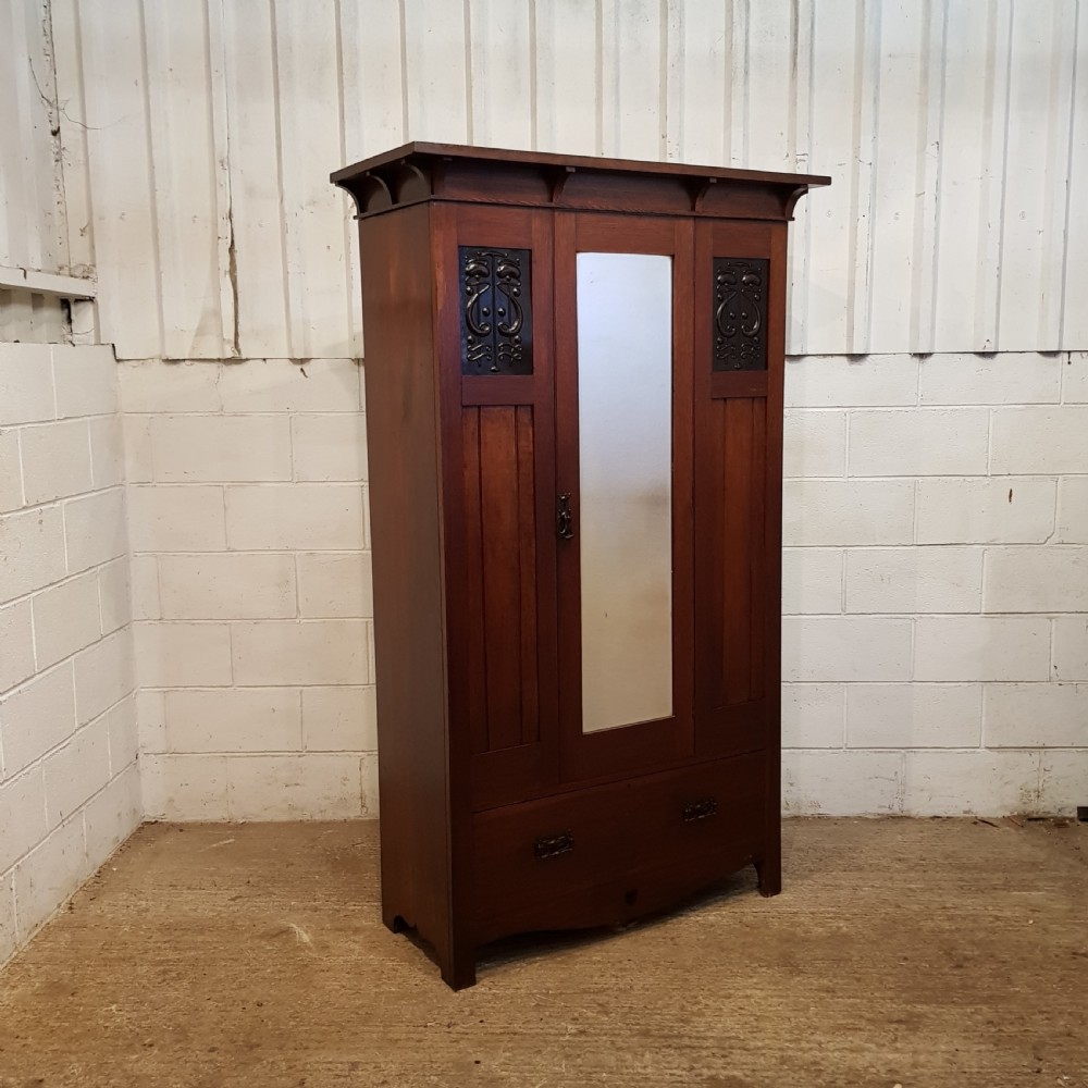 ANTIQUE ART NOUVEAU OAK SINGLE WARDROBE C1890 View IV