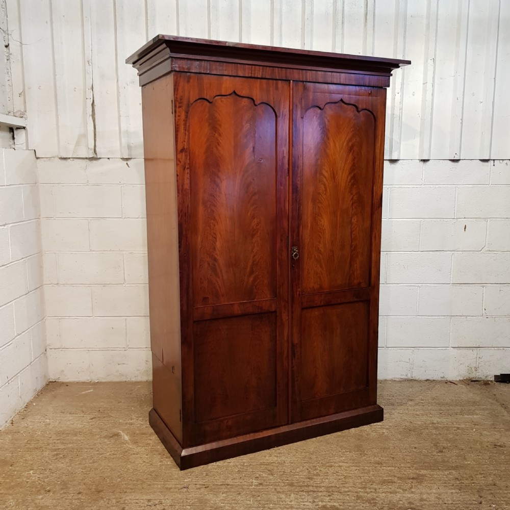 ANTIQUE WILLIAM 1V MAHOGANY DOUBLE WARDROBE C1830 View IV