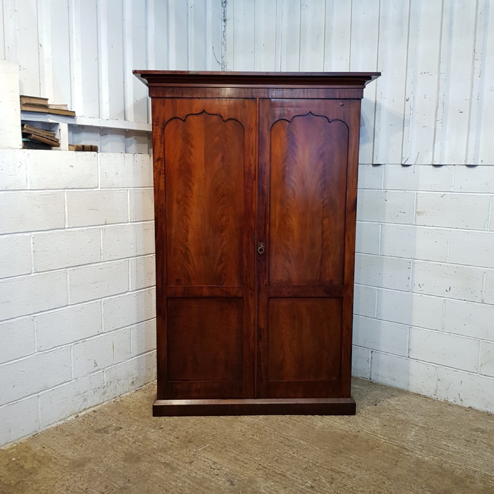 ANTIQUE WILLIAM 1V MAHOGANY DOUBLE WARDROBE C1830 View V