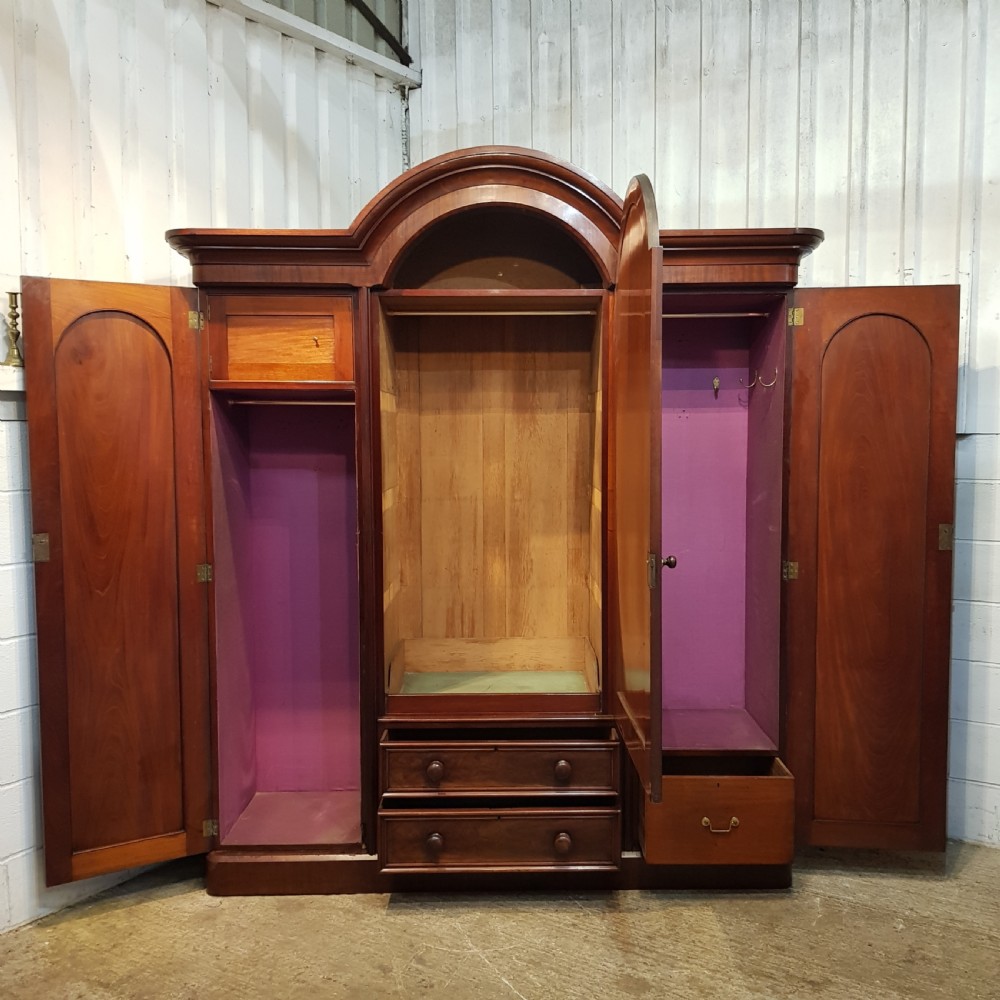 ANTIQUE VICTORIAN MAHOGANY ARCHED TOP TRIPLE WARDROBE C1880 View VI