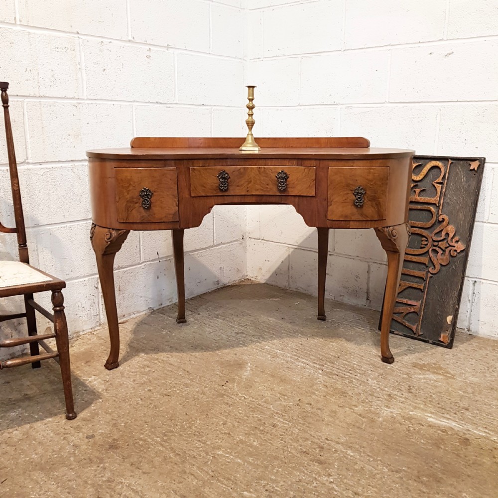 ANTIQUE BURR WALNUT KIDNEY SHAPED DRESSING TABLE C1920
