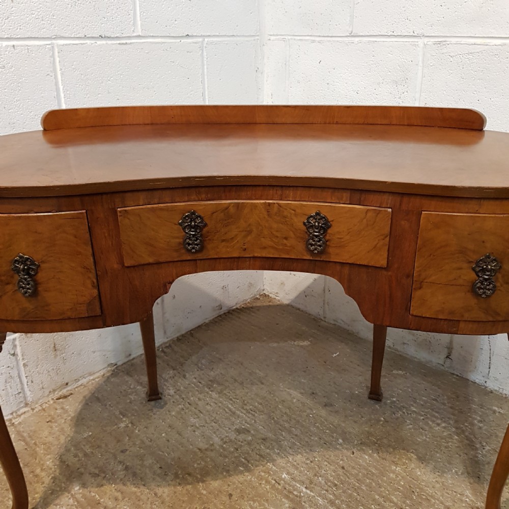 ANTIQUE BURR WALNUT KIDNEY SHAPED DRESSING TABLE C1920 View II