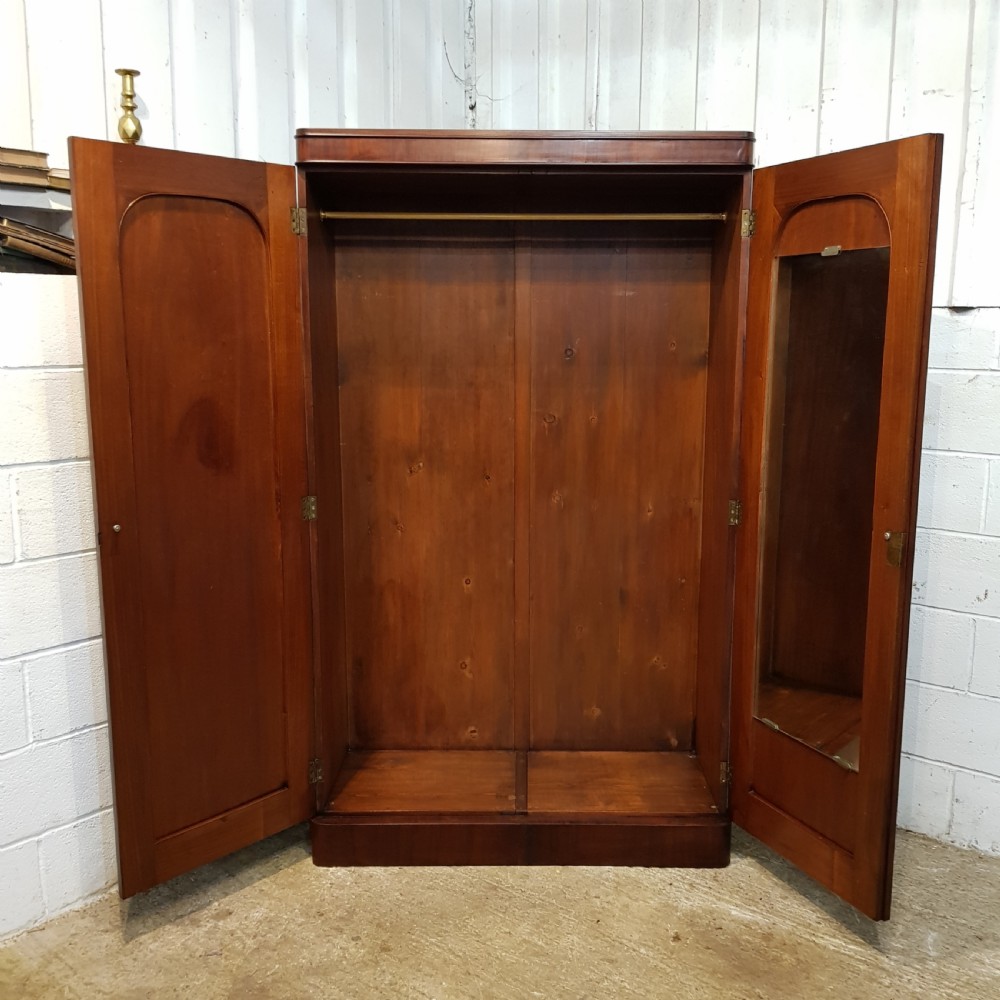 ANTIQUE VICTORIAN MAHOGANY DOUBLE WARDROBE C1880 View III