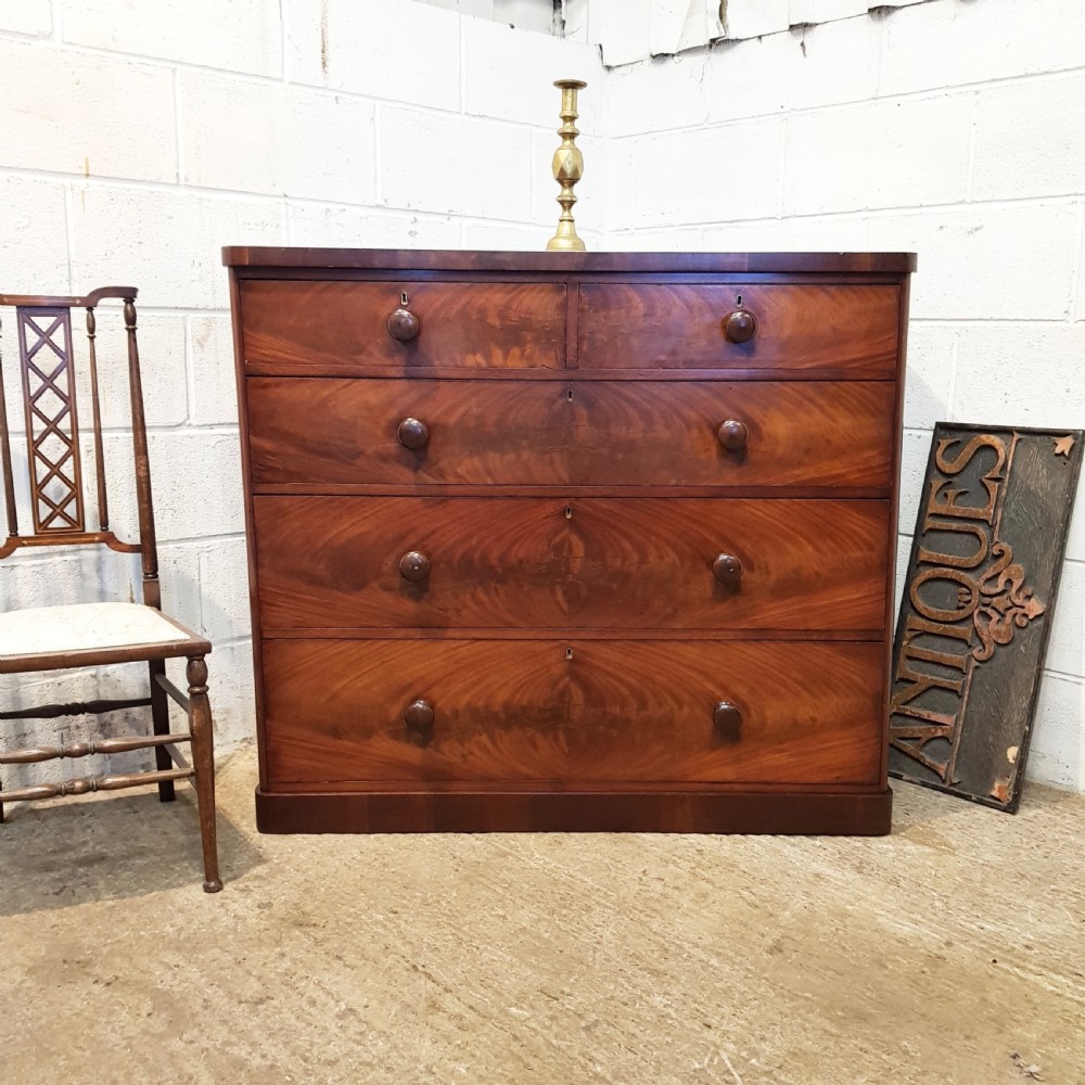 ANTIQUE VICTORIAN MAHOGANY CHEST OF DRAWERS C1880