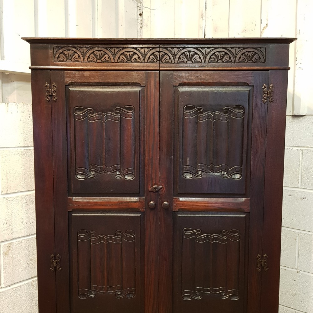 ANTIQUE CARVED OAK LINEN FOLD DOUBLE WARDROBE C1920 View III