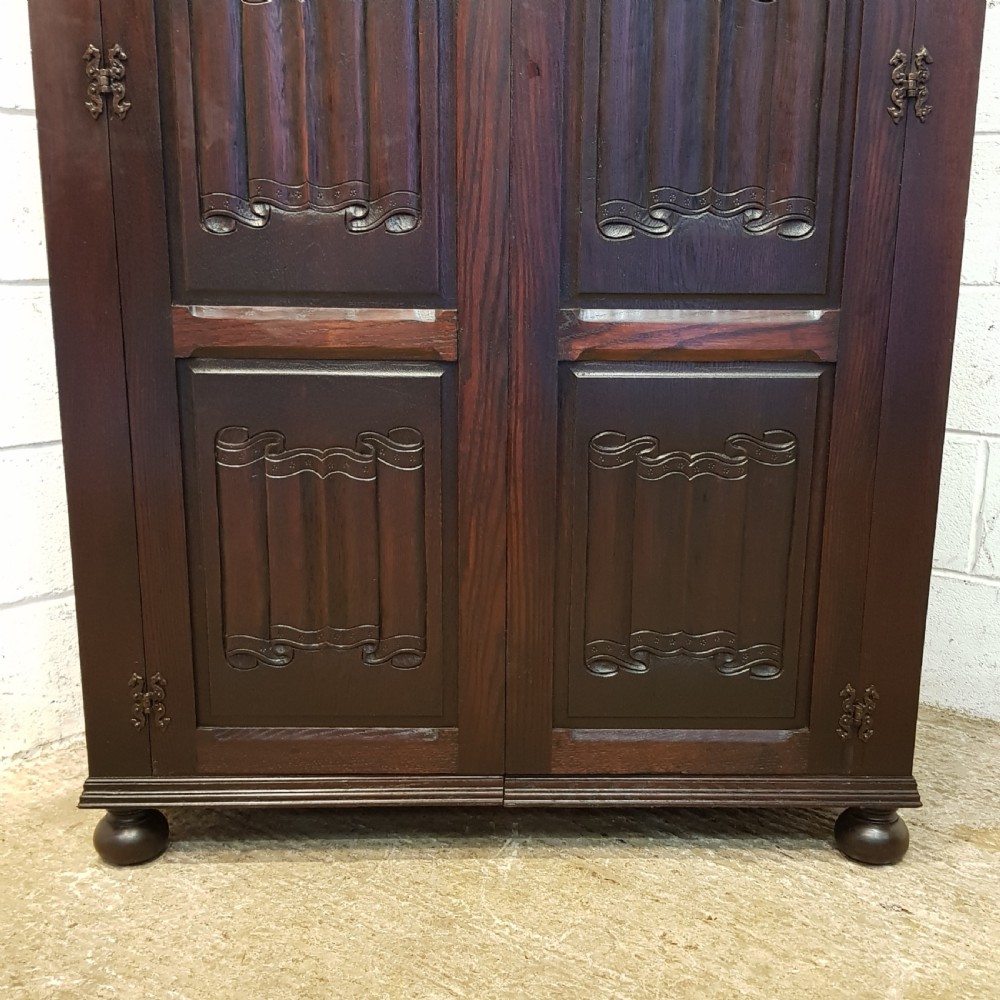 ANTIQUE CARVED OAK LINEN FOLD DOUBLE WARDROBE C1920 View VII