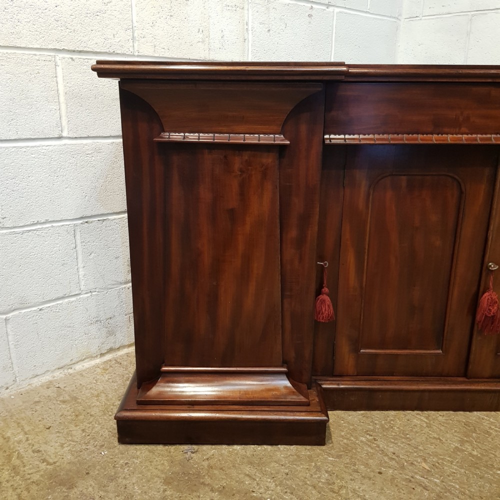 ANTIQUE WILLIAM 1V MAHOGANY BREAKFRONT CHIFFONIER SIDEBOARD C1830 View II