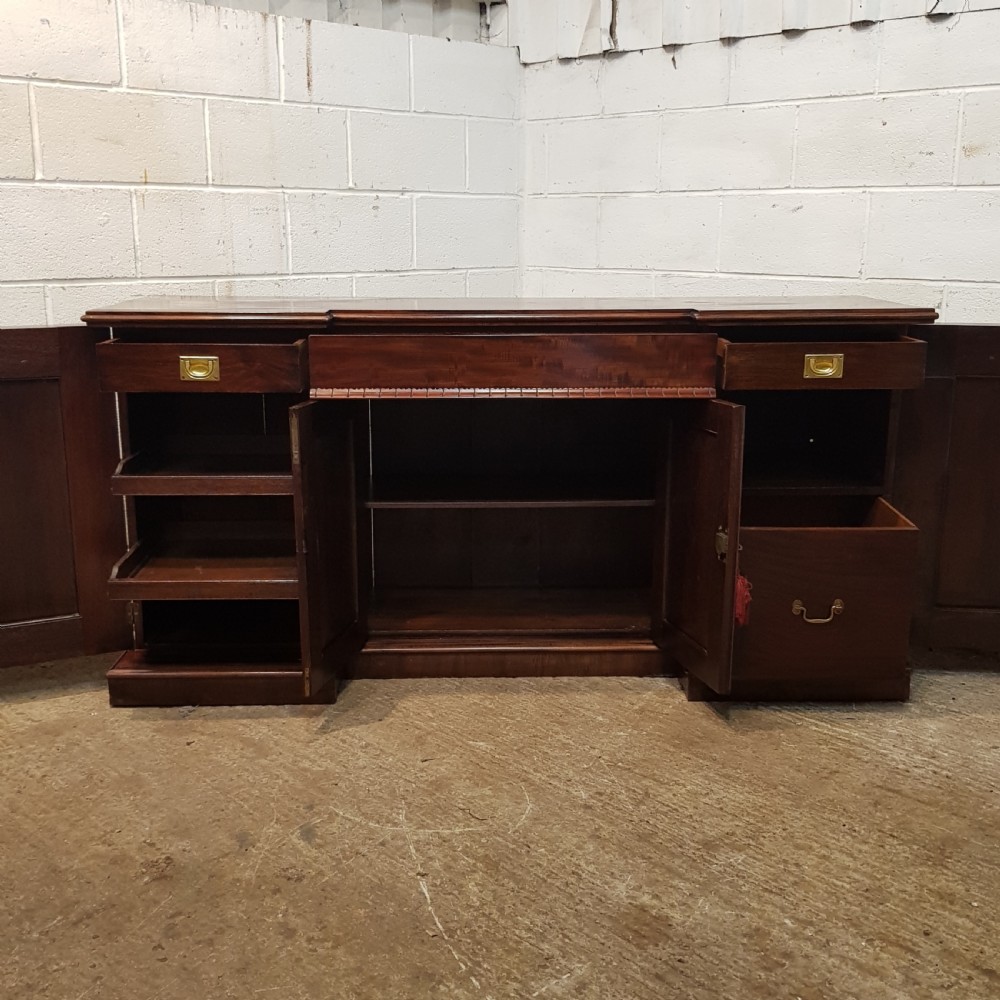 ANTIQUE WILLIAM 1V MAHOGANY BREAKFRONT CHIFFONIER SIDEBOARD C1830 View III