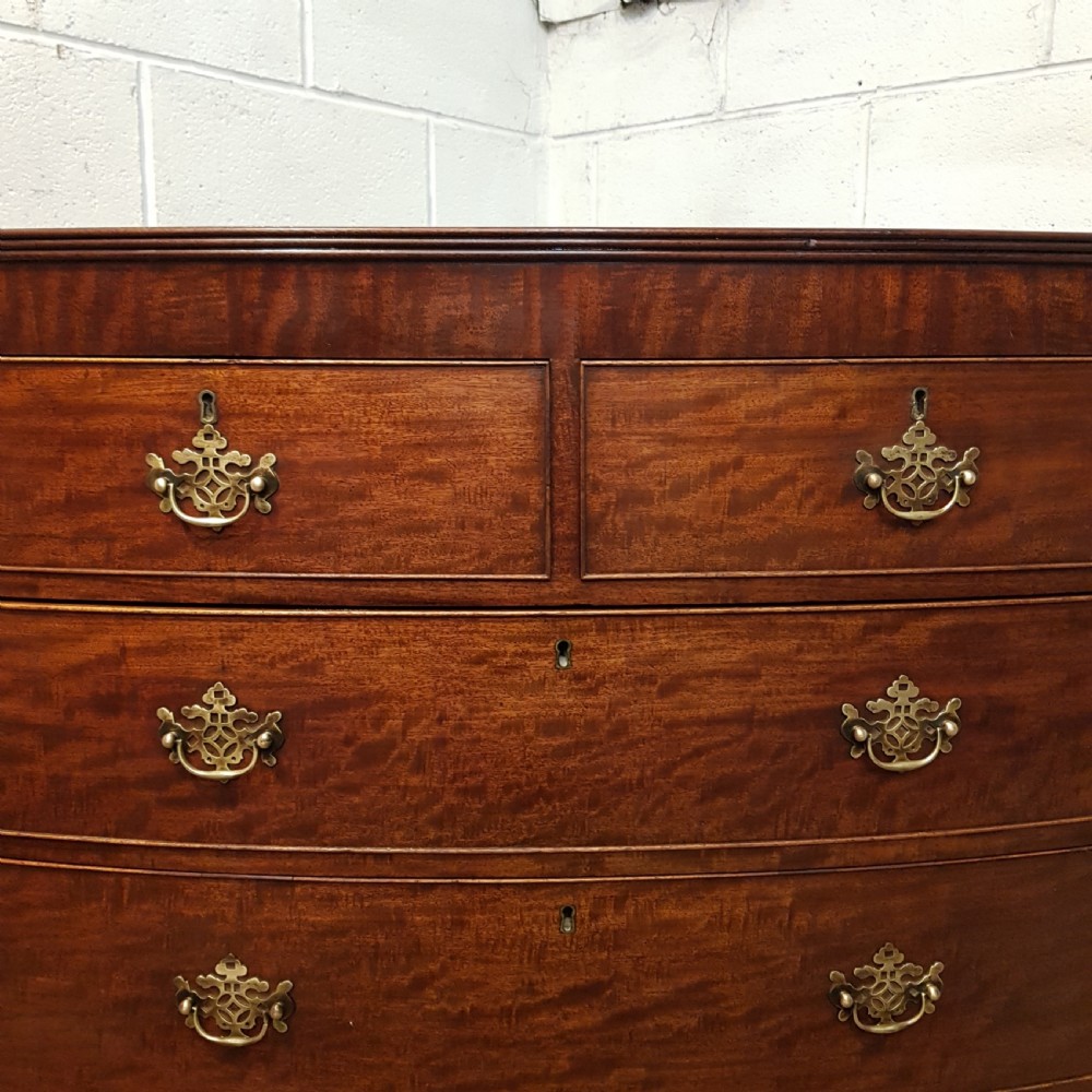 ANTIQUE REGENCY MAHOGANY BOW FRONT CHEST OF DRAWERS C1880 View V