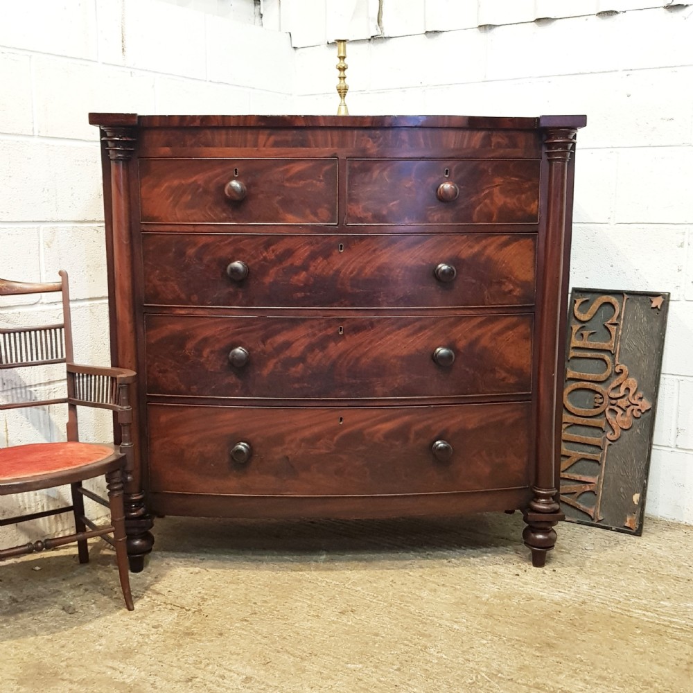 ANTIQUE VICTORIAN MAHOGANY BOW FRONT CHEST OF DRAWERS C1860