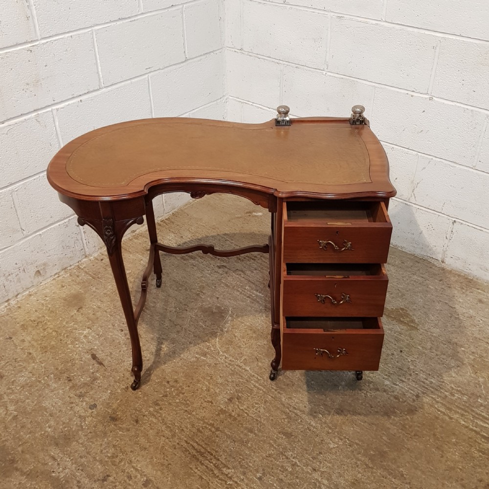 ANTIQUE ART NOUVEAU LEATHER TOP LADIES DESK WITH ORIGINAL SILVER INKWELLS C1890 View XIII