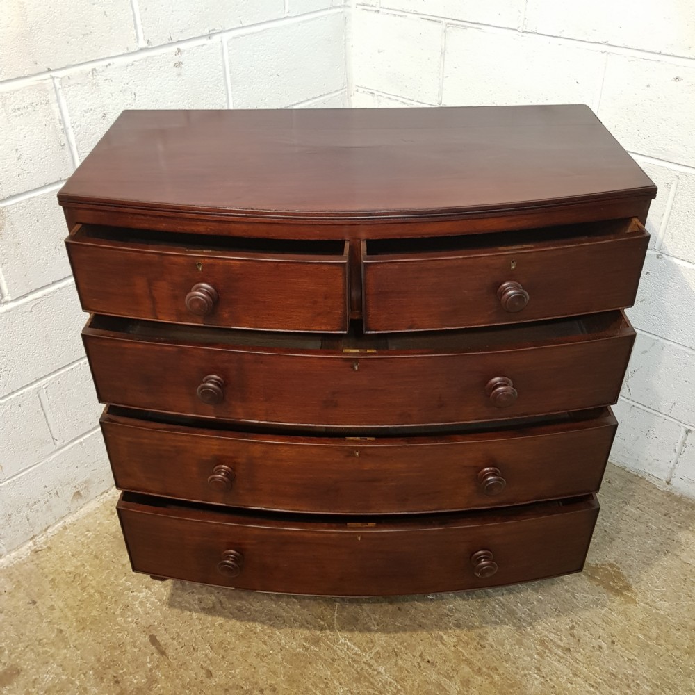 ANTIQUE VICTORIAN MAHOGANY BOW FRONT CHEST OF DRAWERS C1860 View II