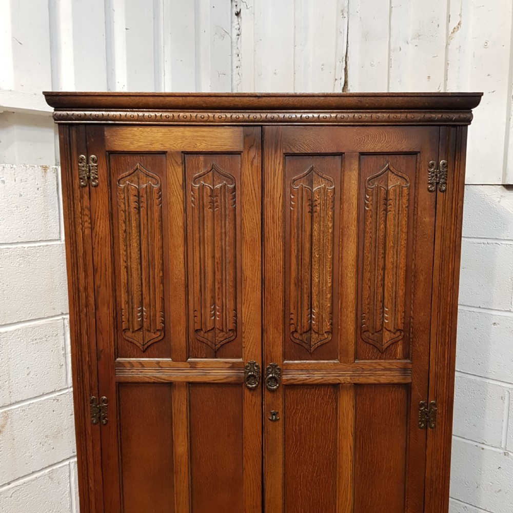 ANTIQUE CARVED OAK LINEN FOLD FITTED DOUBLE WARDROBE C1920 View IV