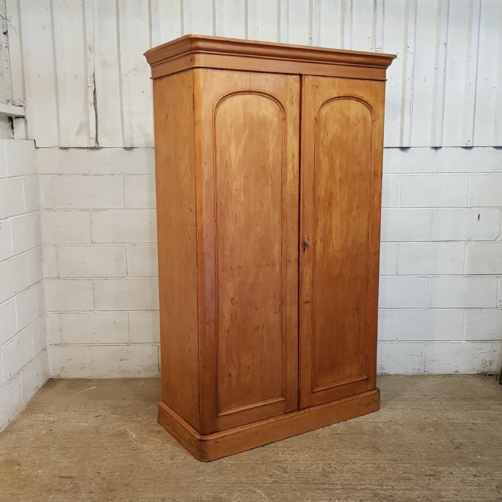 ANTIQUE VICTORIAN FITTED PINE DOUBLE WARDROBE C1880 View II