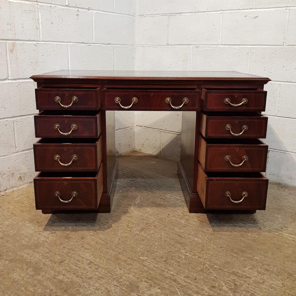 ANIQUE EDWARDIAN MAHOGANY PEDESTAL DESK BY WARING & GILLOWS C1900 View VIII